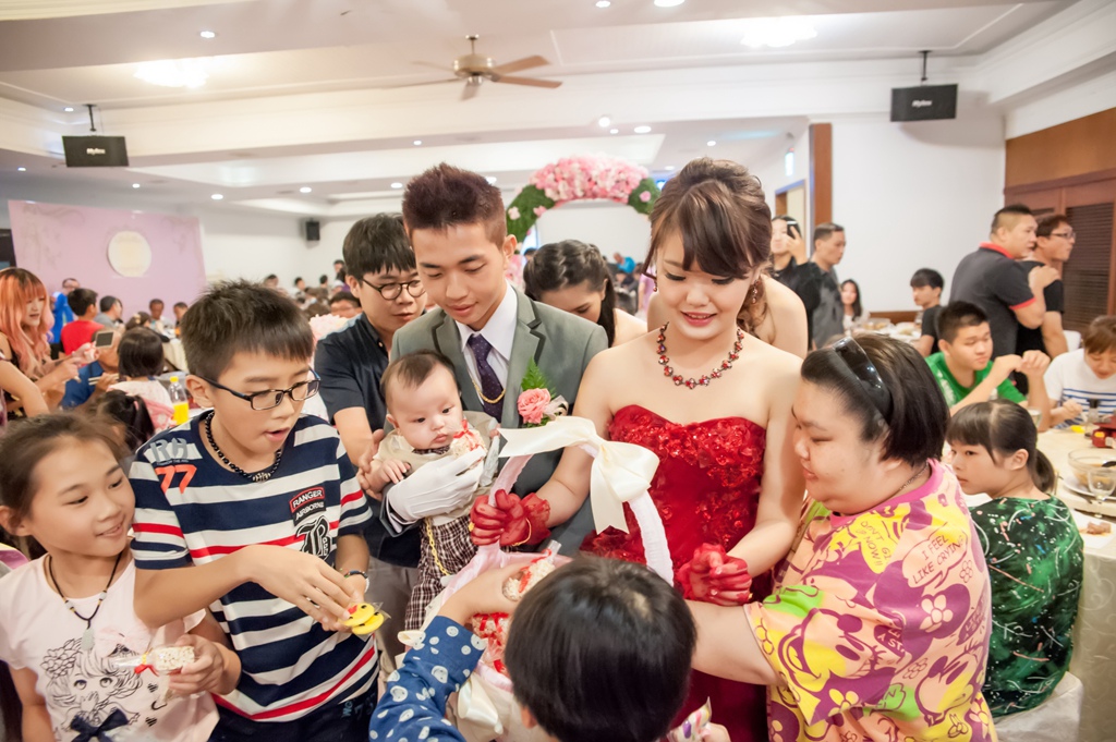 婚攝尹林,婚攝阿斌師,婚禮紀錄,北部婚攝,中部婚攝,南部婚攝,台北婚攝,台北婚禮紀錄,台中婚攝,台中婚禮紀錄,台南婚攝,台南婚禮紀錄,高雄婚攝,高雄婚禮紀錄,優質婚攝,口碑婚攝,結婚,訂婚,教堂婚禮,教會婚禮,海外婚禮,weddingday,非常婚禮, 屏東桃山餐廳,桃山婚宴,桃山宴會聽,專業攝影師,超整人闖關遊戲,陳大肥,永恆婚禮企劃,屏東婚攝CK1_9251.jpg 婚攝尹林,婚攝阿斌師,婚禮紀錄,北部婚攝,中部婚攝,南部婚攝,台北婚攝,台北婚禮紀錄,台中婚攝,台中婚禮紀錄,台南婚攝,台南婚禮紀錄,高雄婚攝,高雄婚禮紀錄,優質婚攝,口碑婚攝,結婚,訂婚,教堂婚禮,教會婚禮,海外婚禮,weddingday,非常婚禮, 屏東桃山餐廳,桃山婚宴,桃山宴會聽,專業攝影師,超整人闖關遊戲,陳大肥,永恆婚禮企劃,屏東婚攝CK1_9251.jpg