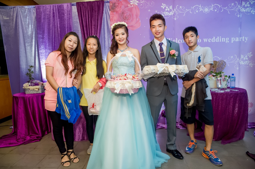 婚攝尹林,婚攝阿斌師,婚禮紀錄,北部婚攝,中部婚攝,南部婚攝,台北婚攝,台北婚禮紀錄,台中婚攝,台中婚禮紀錄,台南婚攝,台南婚禮紀錄,高雄婚攝,高雄婚禮紀錄,優質婚攝,口碑婚攝,結婚,訂婚,教堂婚禮,教會婚禮,海外婚禮,weddingday,非常婚禮, 婚攝尹林,婚攝阿斌師,婚禮紀錄,北部婚攝,中部婚攝,南部婚攝,台北婚攝,台北婚禮紀錄,台中婚攝,台中婚禮紀錄,台南婚攝,台南婚禮紀錄,高雄婚攝,高雄婚禮紀錄,優質婚攝,口碑婚攝,結婚,訂婚,教堂婚禮,教會婚禮,海外婚禮,weddingday,非常婚禮, 屏東桃山餐廳,桃山婚宴,桃山宴會聽,專業攝影師,超整人闖關遊戲,陳大肥,永恆婚禮企劃,屏東婚攝CK2_0346.jpg