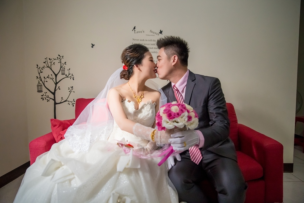 20婚攝尹林,婚攝阿斌師,婚禮紀錄,北部婚攝,中部婚攝,南部婚攝,台北婚攝,台北婚禮紀錄,台中婚攝,台中婚禮紀錄,台南婚攝,台南婚禮紀錄,高雄婚攝,高雄婚禮紀錄,台東婚攝,雲林婚攝,虎尾婚攝,優質婚攝,口碑婚攝,結婚,訂婚,教堂婚禮,教會婚禮,海外婚禮,weddingday,非常婚禮,潮州聞香閣
,結婚,晚宴,浪漫進場,開心大合照
16-10-30-14h41m09.jpg 婚攝尹林,婚攝阿斌師,婚禮紀錄,北部婚攝,中部婚攝,南部婚攝,台北婚攝,台北婚禮紀錄,台中婚攝,台中婚禮紀錄,台南婚攝,台南婚禮紀錄,高雄婚攝,高雄婚禮紀錄,台東婚攝,雲林婚攝,虎尾婚攝,優質婚攝,口碑婚攝,結婚,訂婚,教堂婚禮,教會婚禮,海外婚禮,weddingday,非常婚禮,潮州聞香閣
,結婚,晚宴,浪漫進場,開心大合照
2016-10-30-14h41m09.jpg