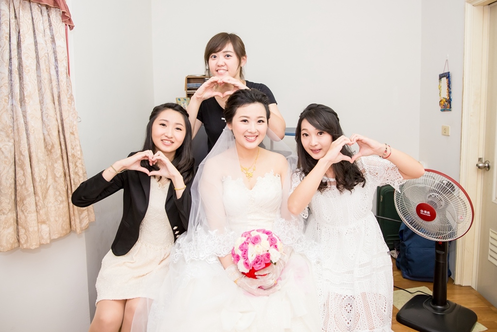 婚攝尹林,婚攝阿斌師,婚禮紀錄,北部婚攝,中部婚攝,南部婚攝,台北婚攝,台北婚禮紀錄,台中婚攝,台中婚禮紀錄,台南婚攝,台南婚禮紀錄,高雄婚攝,高雄婚禮紀錄,台東婚攝,雲林婚攝,虎尾婚攝,優質婚攝,口碑婚攝,結婚,訂婚,教堂婚禮,教會婚禮,海外婚禮,weddingday,非常婚禮,潮州聞香閣
,結婚,晚宴,浪漫進場,開心大合照
2016-10-30-16h38m39.jpg 婚攝尹林,婚攝阿斌師,婚禮紀錄,北部婚攝,中部婚攝,南部婚攝,台北婚攝,台北婚禮紀錄,台中婚攝,台中婚禮紀錄,台南婚攝,台南婚禮紀錄,高雄婚攝,高雄婚禮紀錄,台東婚攝,雲林婚攝,虎尾婚攝,優質婚攝,口碑婚攝,結婚,訂婚,教堂婚禮,教會婚禮,海外婚禮,weddingday,非常婚禮,潮州聞香閣
,結婚,晚宴,浪漫進場,開心大合照
2016-10-30-16h38m39.jpg