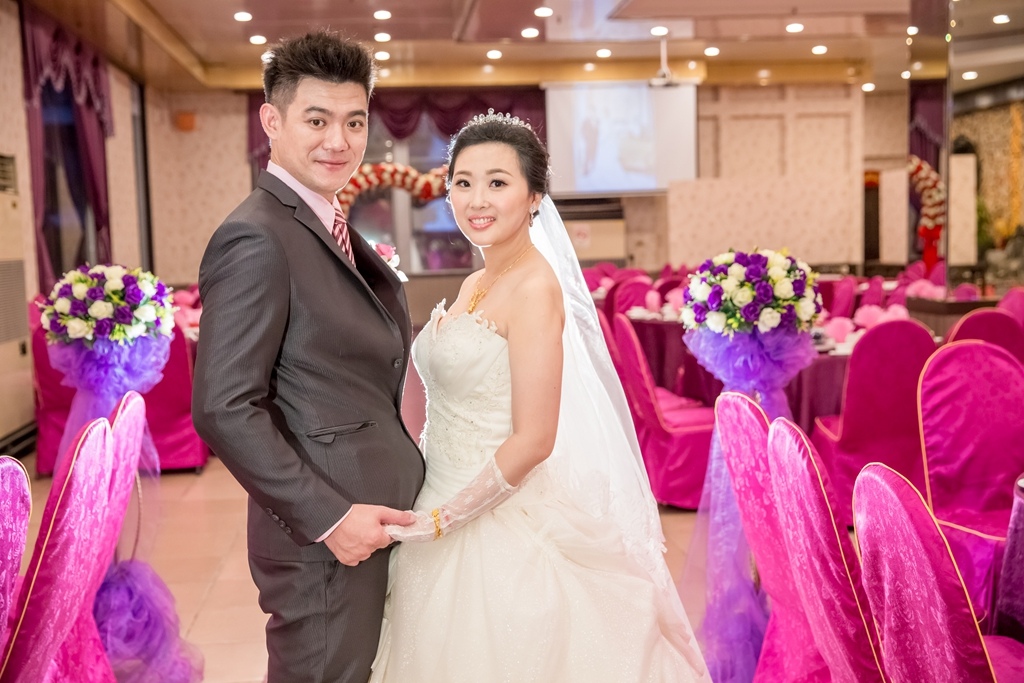 婚攝尹林,婚攝阿斌師,婚禮紀錄,北部婚攝,中部婚攝,南部婚攝,台北婚攝,台北婚禮紀錄,台中婚攝,台中婚禮紀錄,台南婚攝,台南婚禮紀錄,高雄婚攝,高雄婚禮紀錄,台東婚攝,雲林婚攝,虎尾婚攝,優質婚攝,口碑婚攝,結婚,訂婚,教堂婚禮,教會婚禮,海外婚禮,weddingday,非常婚禮,潮州聞香閣
,結婚,晚宴,浪漫進場,開心大合照
2016-10-30-17h30m42.jpg 婚攝尹林,婚攝阿斌師,婚禮紀錄,北部婚攝,中部婚攝,南部婚攝,台北婚攝,台北婚禮紀錄,台中婚攝,台中婚禮紀錄,台南婚攝,台南婚禮紀錄,高雄婚攝,高雄婚禮紀錄,台東婚攝,雲林婚攝,虎尾婚攝,優質婚攝,口碑婚攝,結婚,訂婚,教堂婚禮,教會婚禮,海外婚禮,weddingday,非常婚禮,潮州聞香閣
,結婚,晚宴,浪漫進場,開心大合照
2016-10-30-17h30m42.jpg