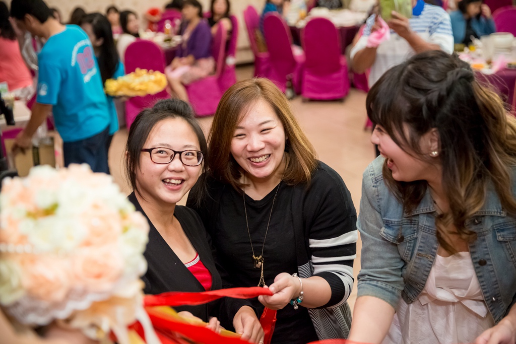 20婚攝尹林,婚攝阿斌師,婚禮紀錄,北部婚攝,中部婚攝,南部婚攝,台北婚攝,台北婚禮紀錄,台中婚攝,台中婚禮紀錄,台南婚攝,台南婚禮紀錄,高雄婚攝,高雄婚禮紀錄,台東婚攝,雲林婚攝,虎尾婚攝,優質婚攝,口碑婚攝,結婚,訂婚,教堂婚禮,教會婚禮,海外婚禮,weddingday,非常婚禮,潮州聞香閣
,結婚,晚宴,浪漫進場,開心大合照
16-10-30-19h36m36.jpg 婚攝尹林,婚攝阿斌師,婚禮紀錄,北部婚攝,中部婚攝,南部婚攝,台北婚攝,台北婚禮紀錄,台中婚攝,台中婚禮紀錄,台南婚攝,台南婚禮紀錄,高雄婚攝,高雄婚禮紀錄,台東婚攝,雲林婚攝,虎尾婚攝,優質婚攝,口碑婚攝,結婚,訂婚,教堂婚禮,教會婚禮,海外婚禮,weddingday,非常婚禮,潮州聞香閣
,結婚,晚宴,浪漫進場,開心大合照
2016-10-30-19h36m36.jpg