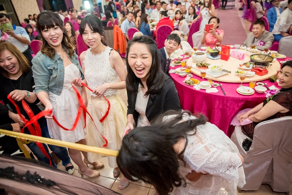 2婚攝尹林,婚攝阿斌師,婚禮紀錄,北部婚攝,中部婚攝,南部婚攝,台北婚攝,台北婚禮紀錄,台中婚攝,台中婚禮紀錄,台南婚攝,台南婚禮紀錄,高雄婚攝,高雄婚禮紀錄,台東婚攝,雲林婚攝,虎尾婚攝,優質婚攝,口碑婚攝,結婚,訂婚,教堂婚禮,教會婚禮,海外婚禮,weddingday,非常婚禮,潮州聞香閣
,結婚,晚宴,浪漫進場,開心大合照
016-10-30-19h37m08.jpg 婚攝尹林,婚攝阿斌師,婚禮紀錄,北部婚攝,中部婚攝,南部婚攝,台北婚攝,台北婚禮紀錄,台中婚攝,台中婚禮紀錄,台南婚攝,台南婚禮紀錄,高雄婚攝,高雄婚禮紀錄,台東婚攝,雲林婚攝,虎尾婚攝,優質婚攝,口碑婚攝,結婚,訂婚,教堂婚禮,教會婚禮,海外婚禮,weddingday,非常婚禮,潮州聞香閣
,結婚,晚宴,浪漫進場,開心大合照
2016-10-30-19h37m08.jpg