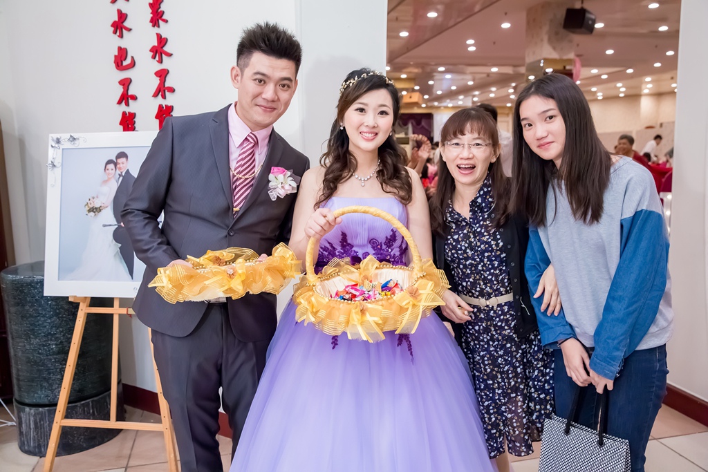 婚攝尹林,婚攝阿斌師,婚禮紀錄,北部婚攝,中部婚攝,南部婚攝,台北婚攝,台北婚禮紀錄,台中婚攝,台中婚禮紀錄,台南婚攝,台南婚禮紀錄,高雄婚攝,高雄婚禮紀錄,台東婚攝,雲林婚攝,虎尾婚攝,優質婚攝,口碑婚攝,結婚,訂婚,教堂婚禮,教會婚禮,海外婚禮,weddingday,非常婚禮,潮州聞香閣
,結婚,晚宴,浪漫進場,開心大合照
2016-10-30-20h34m35.jpg 婚攝尹林,婚攝阿斌師,婚禮紀錄,北部婚攝,中部婚攝,南部婚攝,台北婚攝,台北婚禮紀錄,台中婚攝,台中婚禮紀錄,台南婚攝,台南婚禮紀錄,高雄婚攝,高雄婚禮紀錄,台東婚攝,雲林婚攝,虎尾婚攝,優質婚攝,口碑婚攝,結婚,訂婚,教堂婚禮,教會婚禮,海外婚禮,weddingday,非常婚禮,潮州聞香閣
,結婚,晚宴,浪漫進場,開心大合照
2016-10-30-20h34m35.jpg