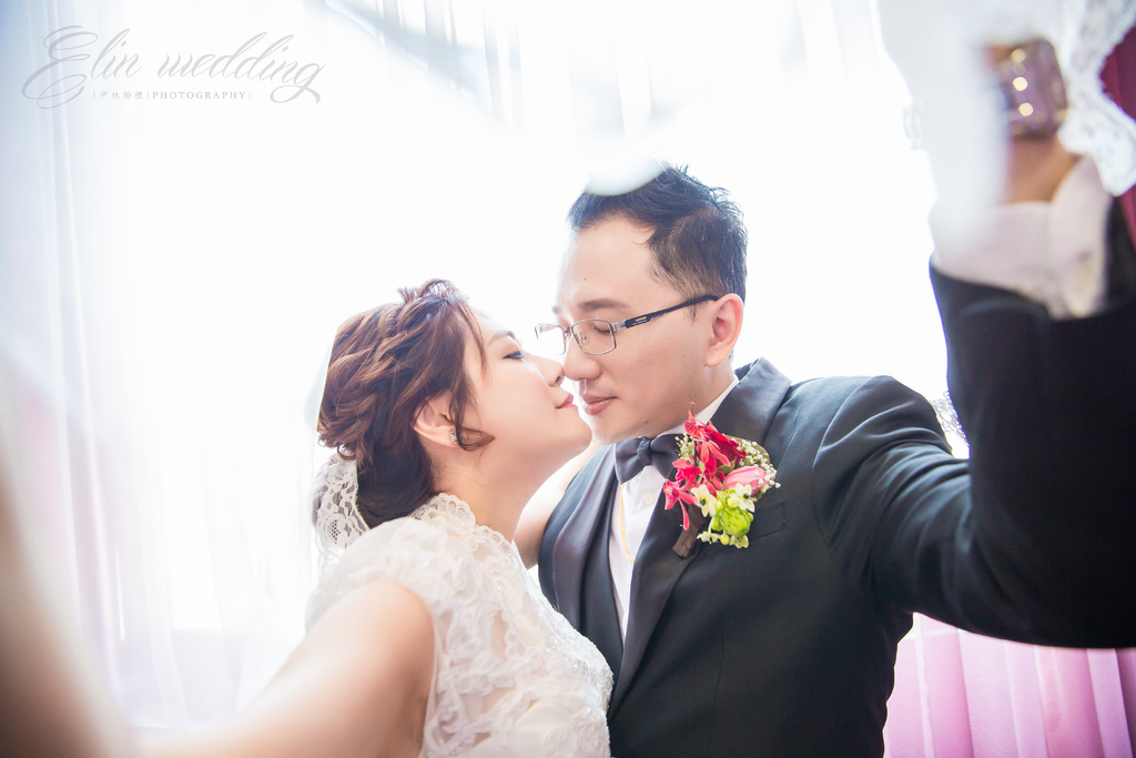 婚攝尹林,婚攝阿斌師,婚禮紀錄,北部婚攝,中部婚攝,南部婚攝,台北婚攝,台北婚禮紀錄,台中婚攝,台中婚禮紀錄,台南婚攝,台南婚禮紀錄,高雄婚攝,高雄婚禮紀錄,優質婚攝,口碑婚攝,結婚,訂婚,教堂婚禮,教會婚禮,海外婚禮,weddingday,非常婚禮, 嘉義婚攝, 台南富霖, 台南富霖華平館, 台南富霖港式飲茶, 台南富霖飯店, 台南富霖婚宴,台南富霖餐廳永華館1.jpg