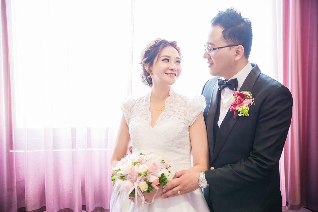 婚攝尹林,婚攝阿斌師,婚禮紀錄,北部婚攝,中部婚攝,南部婚攝,台北婚攝,台北婚禮紀錄,台中婚攝,台中婚禮紀錄,台南婚攝,台南婚禮紀錄,高雄婚攝,高雄婚禮紀錄,優質婚攝,口碑婚攝,結婚,訂婚,教堂婚禮,教會婚禮,海外婚禮,weddingday,非常婚禮, 嘉義婚攝, 台南富霖, 台南富霖華平館, 台南富霖港式飲茶, 台南富霖飯店, 台南富霖婚宴,台南富霖餐廳永華館2017-05-06-12h24m35.jpg
