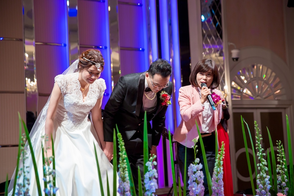 婚攝尹林,婚攝阿斌師,婚禮紀錄,北部婚攝,中部婚攝,南部婚攝,台北婚攝,台北婚禮紀錄,台中婚攝,台中婚禮紀錄,台南婚攝,台南婚禮紀錄,高雄婚攝,高雄婚禮紀錄,優質婚攝,口碑婚攝,結婚,訂婚,教堂婚禮,教會婚禮,海外婚禮,weddingday,非常婚禮, 嘉義婚攝, 台南富霖, 台南富霖華平館, 台南富霖港式飲茶, 台南富霖飯店, 台南富霖婚宴,台南富霖餐廳永華館2017-05-06-13h25m10.jpg