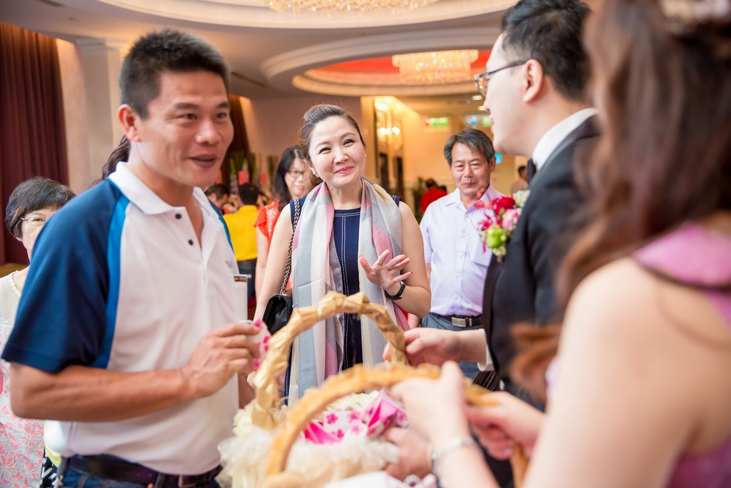 婚攝尹林,婚攝阿斌師,婚禮紀錄,北部婚攝,中部婚攝,南部婚攝,台北婚攝,台北婚禮紀錄,台中婚攝,台中婚禮紀錄,台南婚攝,台南婚禮紀錄,高雄婚攝,高雄婚禮紀錄,優質婚攝,口碑婚攝,結婚,訂婚,教堂婚禮,教會婚禮,海外婚禮,weddingday,非常婚禮, 嘉義婚攝, 台南富霖, 台南富霖華平館, 台南富霖港式飲茶, 台南富霖飯店, 台南富霖婚宴,台南富霖餐廳永華館2017-05-06-15h27m51.jpg