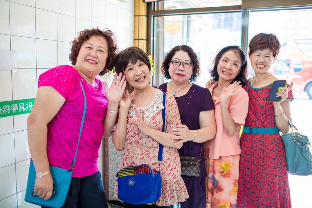 婚攝尹林,婚攝阿斌師,婚禮紀錄,北部婚攝,中部婚攝,南部婚攝,台北婚攝,台北婚禮紀錄,台中婚攝,台中婚禮紀錄,台南婚攝,台南婚禮紀錄,高雄婚攝,高雄婚禮紀錄,台東婚攝,優質婚攝,口碑婚攝,結婚,訂婚,教堂婚禮,教會婚禮,海外婚禮,weddingday,非常婚禮, 枋寮高興海鮮餐廳,高興海鮮餐廳,枋寮流水席,訂婚,午宴