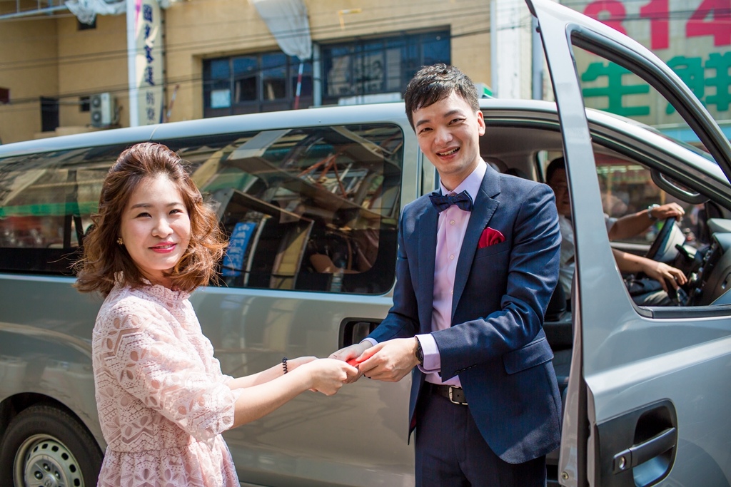 婚攝尹林,婚攝阿斌師,婚禮紀錄,北部婚攝,中部婚攝,南部婚攝,台北婚攝,台北婚禮紀錄,台中婚攝,台中婚禮紀錄,台南婚攝,台南婚禮紀錄,高雄婚攝,高雄婚禮紀錄,台東婚攝,優質婚攝,口碑婚攝,結婚,訂婚,教堂婚禮,教會婚禮,海外婚禮,weddingday,非常婚禮, 枋寮高興海鮮餐廳,高興海鮮餐廳,枋寮流水席,訂婚,午宴