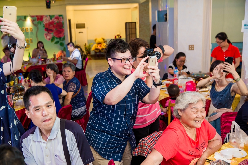 婚攝尹林,婚攝阿斌師,婚禮紀錄,北部婚攝,中部婚攝,南部婚攝,台北婚攝,台北婚禮紀錄,台中婚攝,台中婚禮紀錄,台南婚攝,台南婚禮紀錄,高雄婚攝,高雄婚禮紀錄,台東婚攝,優質婚攝,口碑婚攝,結婚,訂婚,教堂婚禮,教會婚禮,海外婚禮,weddingday,非常婚禮, 枋寮高興海鮮餐廳,高興海鮮餐廳,枋寮流水席,訂婚,午宴