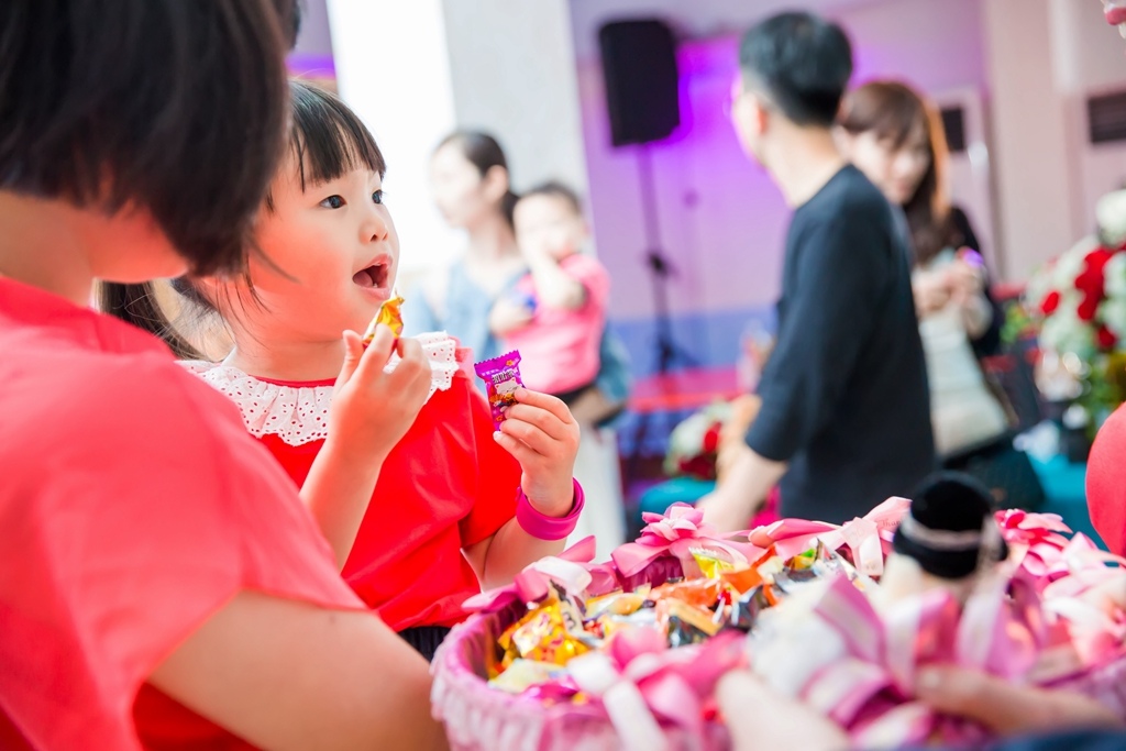 婚攝尹林,婚攝阿斌師,婚禮紀錄,北部婚攝,中部婚攝,南部婚攝,台北婚攝,台北婚禮紀錄,台中婚攝,台中婚禮紀錄,台南婚攝,台南婚禮紀錄,高雄婚攝,高雄婚禮紀錄,台東婚攝,優質婚攝,口碑婚攝,結婚,訂婚,教堂婚禮,教會婚禮,海外婚禮,weddingday,非常婚禮, 枋寮高興海鮮餐廳,高興海鮮餐廳,枋寮流水席,訂婚,午宴