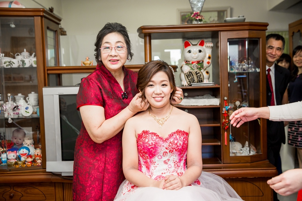 婚攝尹林,婚攝阿斌師,婚禮紀錄,北部婚攝,中部婚攝,南部婚攝,台北婚攝,台北婚禮紀錄,台中婚攝,台中婚禮紀錄,台南婚攝,台南婚禮紀錄,高雄婚攝,高雄婚禮紀錄,台東婚攝,優質婚攝,口碑婚攝,結婚,訂婚,教堂婚禮,教會婚禮,海外婚禮,weddingday,非常婚禮,大直典華旗艦館 , 大直典華, 大直典華婚宴,訂婚,結婚,晚宴,浪漫進場