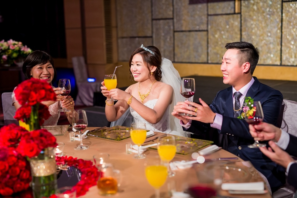 婚攝尹林,婚攝阿斌師,婚禮紀錄,北部婚攝,中部婚攝,南部婚攝,台北婚攝,台北婚禮紀錄,台中婚攝,台中婚禮紀錄,台南婚攝,台南婚禮紀錄,高雄婚攝,高雄婚禮紀錄,台東婚攝,優質婚攝,口碑婚攝,結婚,訂婚,教堂婚禮,教會婚禮,海外婚禮,weddingday,非常婚禮,大直典華旗艦館 , 大直典華, 大直典華婚宴,訂婚,結婚,晚宴,浪漫進場