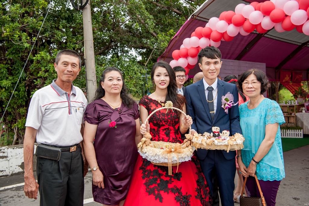 婚攝尹林婚禮,婚攝阿斌師,婚禮紀錄,北部婚攝,中部婚攝,南部婚攝,台北婚攝,台北婚禮紀錄,台中婚攝,台中婚禮紀錄,台南婚攝,台南婚禮紀錄,高雄婚攝,高雄婚禮紀錄,優質婚攝,口碑婚攝,結婚,訂婚,教堂婚禮,教會婚禮,海外婚禮,weddingday,非常婚禮, 東港,流水席,午宴,縣長致詞,東港婚攝,婚禮錄影,屏東婚錄