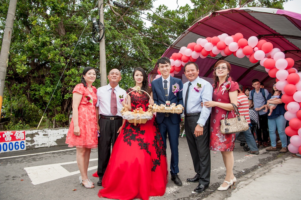 婚攝尹林婚禮,婚攝阿斌師,婚禮紀錄,北部婚攝,中部婚攝,南部婚攝,台北婚攝,台北婚禮紀錄,台中婚攝,台中婚禮紀錄,台南婚攝,台南婚禮紀錄,高雄婚攝,高雄婚禮紀錄,優質婚攝,口碑婚攝,結婚,訂婚,教堂婚禮,教會婚禮,海外婚禮,weddingday,非常婚禮, 東港,流水席,午宴,縣長致詞,東港婚攝,婚禮錄影,屏東婚錄