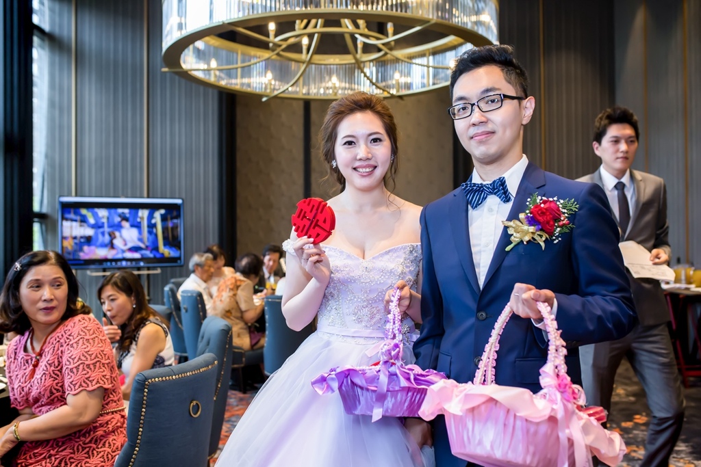 婚攝尹林婚禮,婚攝阿斌師,婚禮紀錄,南部婚攝,台南婚攝,台南婚禮紀錄,高雄婚攝,高雄婚禮紀錄,優質婚攝,口碑婚攝,結婚,訂婚,教堂婚禮,教會婚禮,海外婚禮,weddingday,非常婚禮,晶綺盛宴紫晶廳,歸寧午宴, 晶綺盛宴