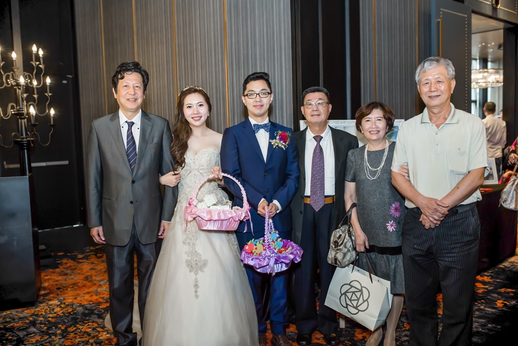 婚攝尹林婚禮,婚攝阿斌師,婚禮紀錄,南部婚攝,台南婚攝,台南婚禮紀錄,高雄婚攝,高雄婚禮紀錄,優質婚攝,口碑婚攝,結婚,訂婚,教堂婚禮,教會婚禮,海外婚禮,weddingday,非常婚禮,晶綺盛宴紫晶廳,歸寧午宴, 晶綺盛宴