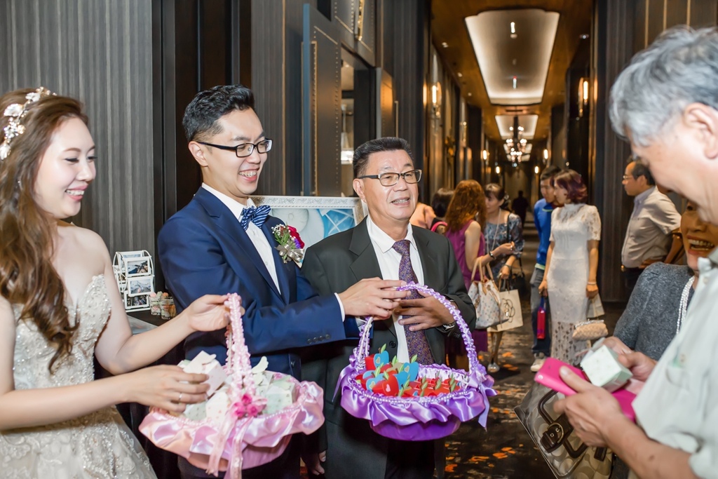 婚攝尹林婚禮,婚攝阿斌師,婚禮紀錄,南部婚攝,台南婚攝,台南婚禮紀錄,高雄婚攝,高雄婚禮紀錄,優質婚攝,口碑婚攝,結婚,訂婚,教堂婚禮,教會婚禮,海外婚禮,weddingday,非常婚禮,晶綺盛宴紫晶廳,歸寧午宴, 晶綺盛宴