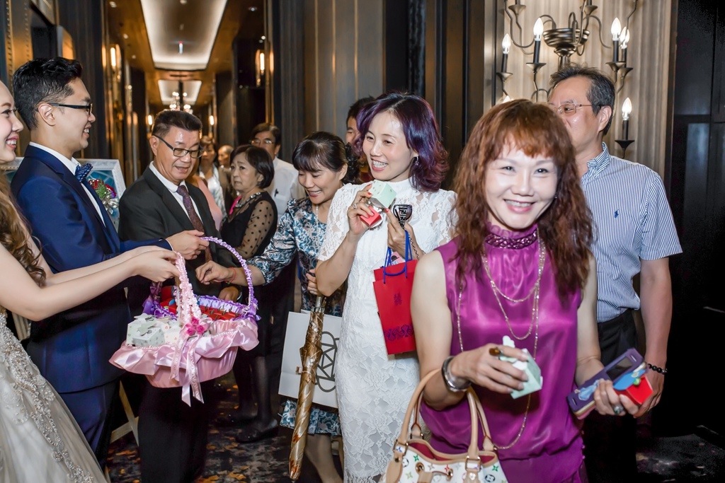 婚攝尹林婚禮,婚攝阿斌師,婚禮紀錄,南部婚攝,台南婚攝,台南婚禮紀錄,高雄婚攝,高雄婚禮紀錄,優質婚攝,口碑婚攝,結婚,訂婚,教堂婚禮,教會婚禮,海外婚禮,weddingday,非常婚禮,晶綺盛宴紫晶廳,歸寧午宴, 晶綺盛宴
