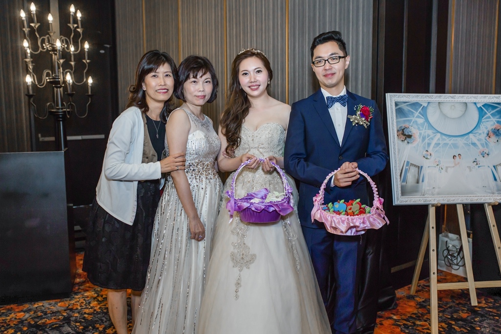 婚攝尹林婚禮,婚攝阿斌師,婚禮紀錄,南部婚攝,台南婚攝,台南婚禮紀錄,高雄婚攝,高雄婚禮紀錄,優質婚攝,口碑婚攝,結婚,訂婚,教堂婚禮,教會婚禮,海外婚禮,weddingday,非常婚禮,晶綺盛宴紫晶廳,歸寧午宴, 晶綺盛宴