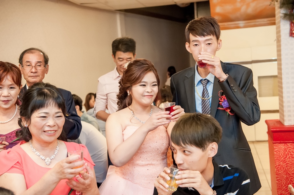 婚攝尹林婚禮,婚攝阿斌師,婚禮紀錄,婚禮錄影,南部婚攝,高雄婚攝,高雄婚禮紀錄,屏東婚攝,屏東婚禮紀錄,屏東婚禮錄影,錄影,台南婚攝,台南婚禮紀錄,優質婚攝,口碑婚攝,結婚,長治,龍鳳樓,文定,訂婚,午宴,類婚紗,