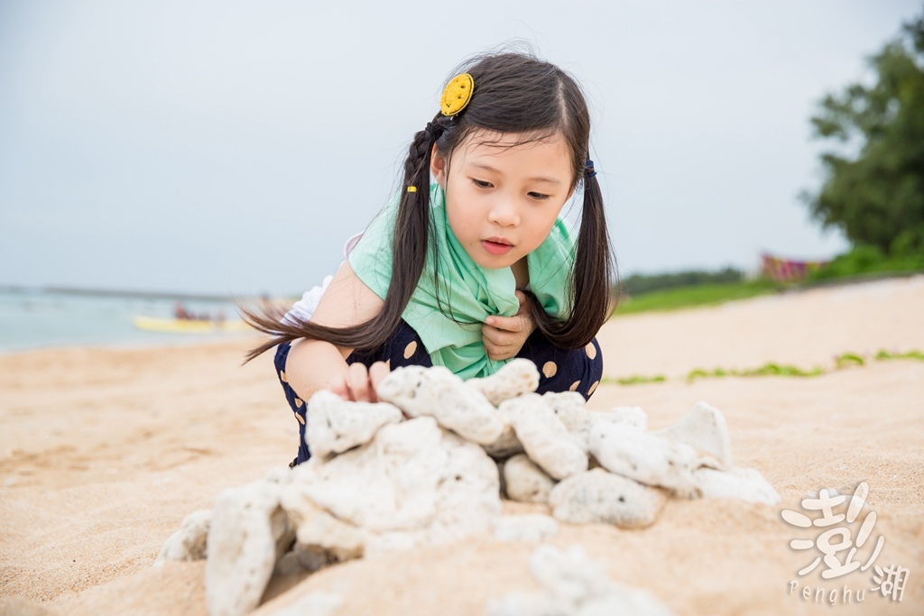 澎湖旅遊拍攝,旅遊拍攝,攝影師,專業拍照,澎湖行程規劃,旅拍,尹林全家福拍攝,阿斌師, 風櫃洞,花火節,東吉島,南方四島國家公園,七美,望安,馬公,天后宮,四眼井,二崁古厝,跨海大橋,澎湖攝影師,西嶼鄉,海龜,漁翁島,仙人掌冰,山水沙灘,塔公塔婆,玄武岩,大菓葉