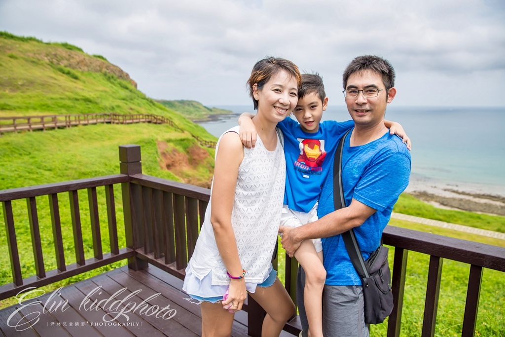 澎湖旅遊拍攝,旅遊拍攝,攝影師,專業拍照,澎湖行程規劃,旅拍,尹林全家福拍攝,阿斌師, 風櫃洞,花火節,東吉島,南方四島國家公園,七美,望安,馬公,天后宮,四眼井,二崁古厝,跨海大橋,澎湖攝影師,西嶼鄉,海龜,漁翁島,仙人掌冰,山水沙灘,塔公塔婆,玄武岩,大菓葉