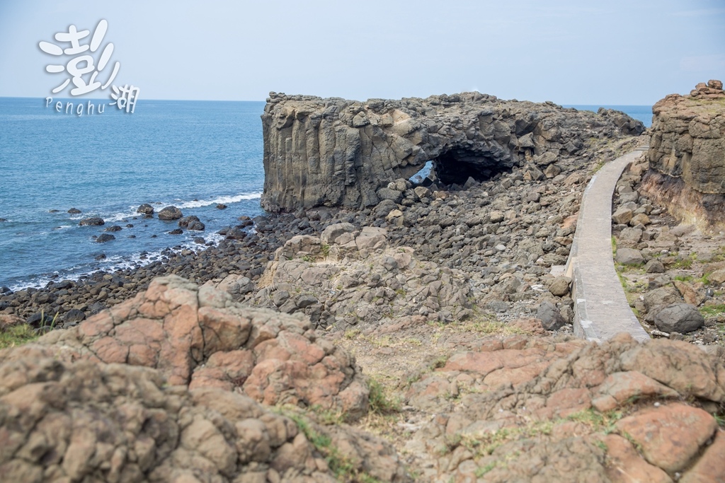 澎湖旅遊拍攝,旅遊拍攝,攝影師,專業拍照,澎湖行程規劃,旅拍,尹林全家福拍攝,阿斌師, 風櫃洞,花火節,東吉島,南方四島國家公園,七美,望安,馬公,天后宮,四眼井,二崁古厝,跨海大橋,澎湖攝影師,西嶼鄉,海龜,漁翁島,仙人掌冰,山水沙灘,塔公塔婆,玄武岩,大菓葉
