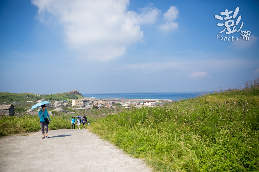 澎湖旅遊拍攝,旅遊拍攝,攝影師,專業拍照,澎湖行程規劃,旅拍,尹林全家福拍攝,阿斌師, 風櫃洞,花火節,東吉島,南方四島國家公園,七美,望安,馬公,天后宮,四眼井,二崁古厝,跨海大橋,澎湖攝影師,西嶼鄉,海龜,漁翁島,仙人掌冰,山水沙灘,塔公塔婆,玄武岩,大菓葉