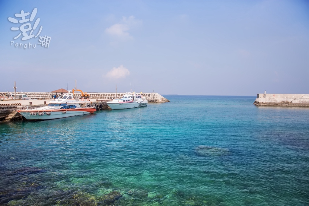 澎湖旅遊拍攝,旅遊拍攝,攝影師,專業拍照,澎湖行程規劃,旅拍,尹林全家福拍攝,澎湖婚攝,阿斌師, 風櫃洞,花火節,東吉島,南方四島國家公園,七美,望安,馬公,天后宮,四眼井,二崁古厝,跨海大橋,澎湖攝影師,西嶼鄉,海龜,漁翁島,仙人掌冰,山水沙灘,塔公塔婆,玄武岩,大菓葉