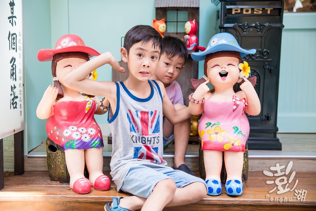 澎湖旅遊拍攝,旅遊拍攝,攝影師,專業拍照,澎湖行程規劃,旅拍,尹林全家福拍攝,澎湖婚攝,阿斌師, 風櫃洞,花火節,東吉島,南方四島國家公園,七美,望安,馬公,天后宮,四眼井,二崁古厝,跨海大橋,澎湖攝影師,西嶼鄉,海龜,漁翁島,仙人掌冰,山水沙灘,塔公塔婆,玄武岩,大菓葉