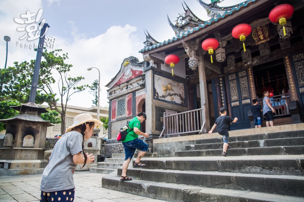 澎湖旅遊拍攝,旅遊拍攝,攝影師,專業拍照,澎湖行程規劃,旅拍,尹林全家福拍攝,澎湖婚攝,阿斌師, 風櫃洞,花火節,東吉島,南方四島國家公園,七美,望安,馬公,天后宮,四眼井,二崁古厝,跨海大橋,澎湖攝影師,西嶼鄉,海龜,漁翁島,仙人掌冰,山水沙灘,塔公塔婆,玄武岩,大菓葉