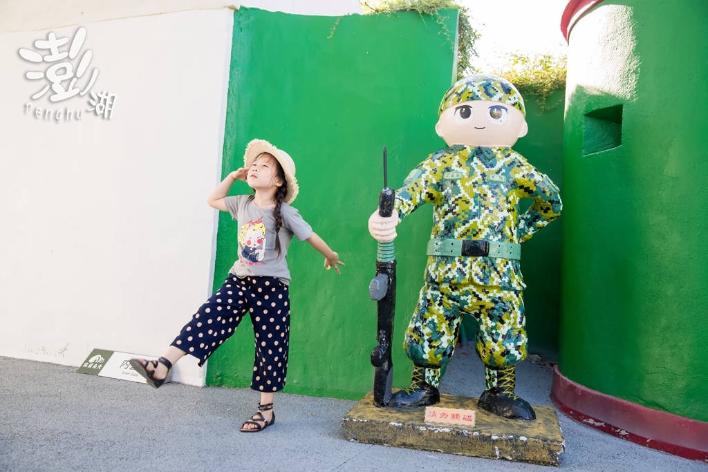 澎湖旅遊拍攝,旅遊拍攝,攝影師,專業拍照,澎湖行程規劃,旅拍,尹林全家福拍攝,澎湖婚攝,阿斌師, 風櫃洞,花火節,東吉島,南方四島國家公園,七美,望安,馬公,天后宮,四眼井,二崁古厝,跨海大橋,澎湖攝影師,西嶼鄉,海龜,漁翁島,仙人掌冰,山水沙灘,塔公塔婆,玄武岩,大菓葉