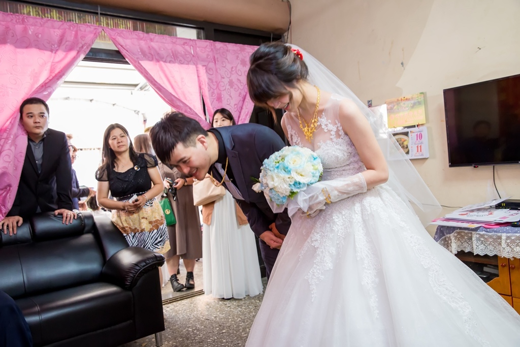 台南婚攝,台南婚禮紀錄,流水席,婚攝尹林婚禮,婚攝阿斌師,婚禮紀錄,婚禮錄影,南部婚攝,高雄婚攝,高雄婚禮紀錄,屏東婚攝,屏東婚禮紀錄,南部婚攝,南部婚禮紀錄,優質婚攝,口碑婚攝,結婚,迎娶,良皇宮,戶外婚禮,晚宴