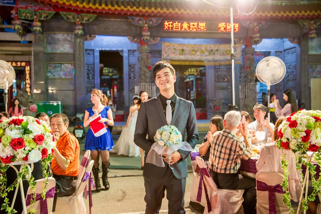 台南婚攝,台南婚禮紀錄,流水席,婚攝尹林婚禮,婚攝阿斌師,婚禮紀錄,婚禮錄影,南部婚攝,高雄婚攝,高雄婚禮紀錄,屏東婚攝,屏東婚禮紀錄,南部婚攝,南部婚禮紀錄,優質婚攝,口碑婚攝,結婚,迎娶,良皇宮,戶外婚禮,晚宴