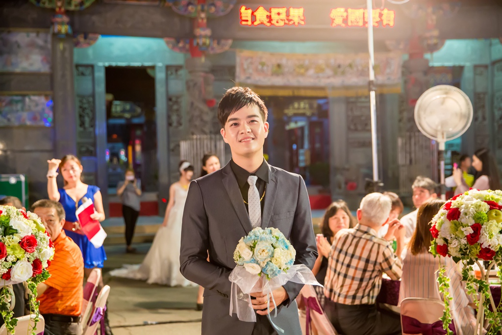 台南婚攝,台南婚禮紀錄,流水席,婚攝尹林婚禮,婚攝阿斌師,婚禮紀錄,婚禮錄影,南部婚攝,高雄婚攝,高雄婚禮紀錄,屏東婚攝,屏東婚禮紀錄,南部婚攝,南部婚禮紀錄,優質婚攝,口碑婚攝,結婚,迎娶,良皇宮,戶外婚禮,晚宴