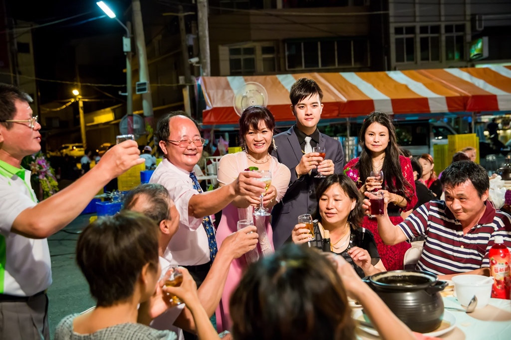 台南婚攝,台南婚禮紀錄,流水席,婚攝尹林婚禮,婚攝阿斌師,婚禮紀錄,婚禮錄影,南部婚攝,高雄婚攝,高雄婚禮紀錄,屏東婚攝,屏東婚禮紀錄,南部婚攝,南部婚禮紀錄,優質婚攝,口碑婚攝,結婚,迎娶,良皇宮,戶外婚禮,晚宴