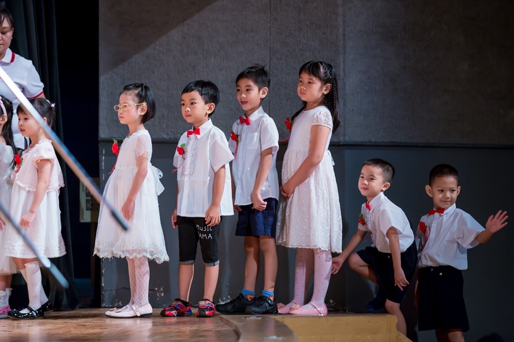 畢業拍照,畢業錄影,尹林兒童,阿斌師,兒童攝影,兒童寫真,台南兒童攝影,台南兒童寫真,高雄兒童寫真,南部兒童攝影,高雄兒童攝影, 屏東兒童攝影,屏東兒童寫真,拍寶寶,滿月拍,抓周,拍小孩,寶寶童話,全家福,到府拍攝,大同幼兒園,戶外,親子寫真,高CP值