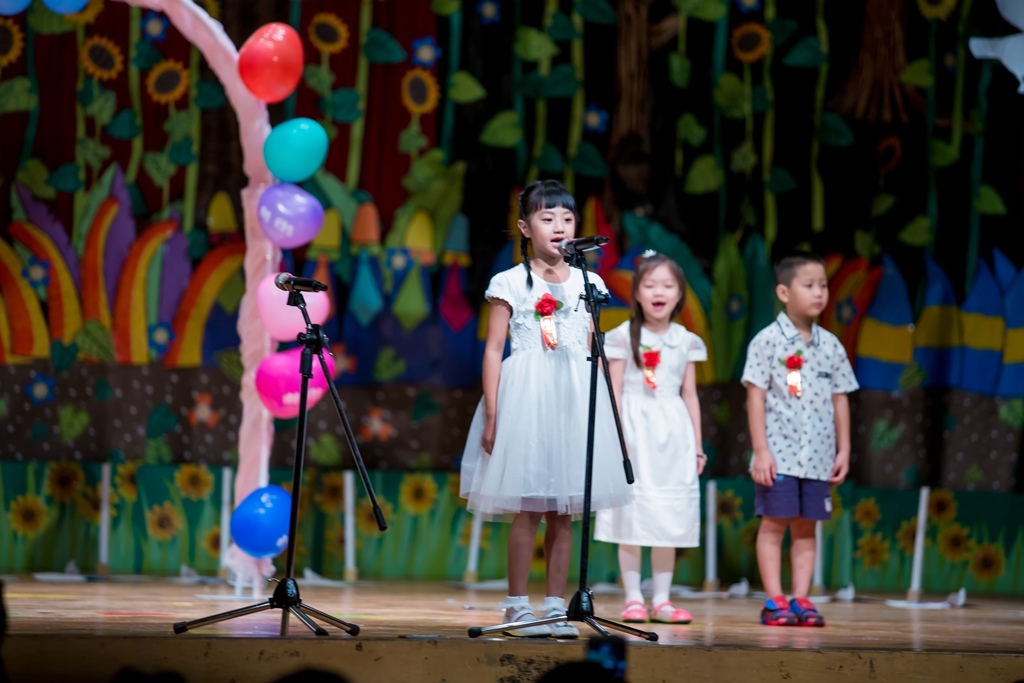 畢業拍照,畢業錄影,尹林兒童,阿斌師,兒童攝影,兒童寫真,台南兒童攝影,台南兒童寫真,高雄兒童寫真,南部兒童攝影,高雄兒童攝影, 屏東兒童攝影,屏東兒童寫真,拍寶寶,滿月拍,抓周,拍小孩,寶寶童話,全家福,到府拍攝,大同幼兒園,戶外,親子寫真,高CP值