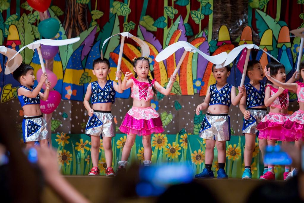 畢業拍照,畢業錄影,尹林兒童,阿斌師,兒童攝影,兒童寫真,台南兒童攝影,台南兒童寫真,高雄兒童寫真,南部兒童攝影,高雄兒童攝影, 屏東兒童攝影,屏東兒童寫真,拍寶寶,滿月拍,抓周,拍小孩,寶寶童話,全家福,到府拍攝,大同幼兒園,戶外,親子寫真,高CP值