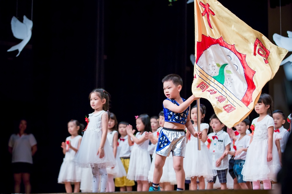 畢業拍照,畢業錄影,尹林兒童,阿斌師,兒童攝影,兒童寫真,台南兒童攝影,台南兒童寫真,高雄兒童寫真,南部兒童攝影,高雄兒童攝影, 屏東兒童攝影,屏東兒童寫真,拍寶寶,滿月拍,抓周,拍小孩,寶寶童話,全家福,到府拍攝,大同幼兒園,戶外,親子寫真,高CP值
