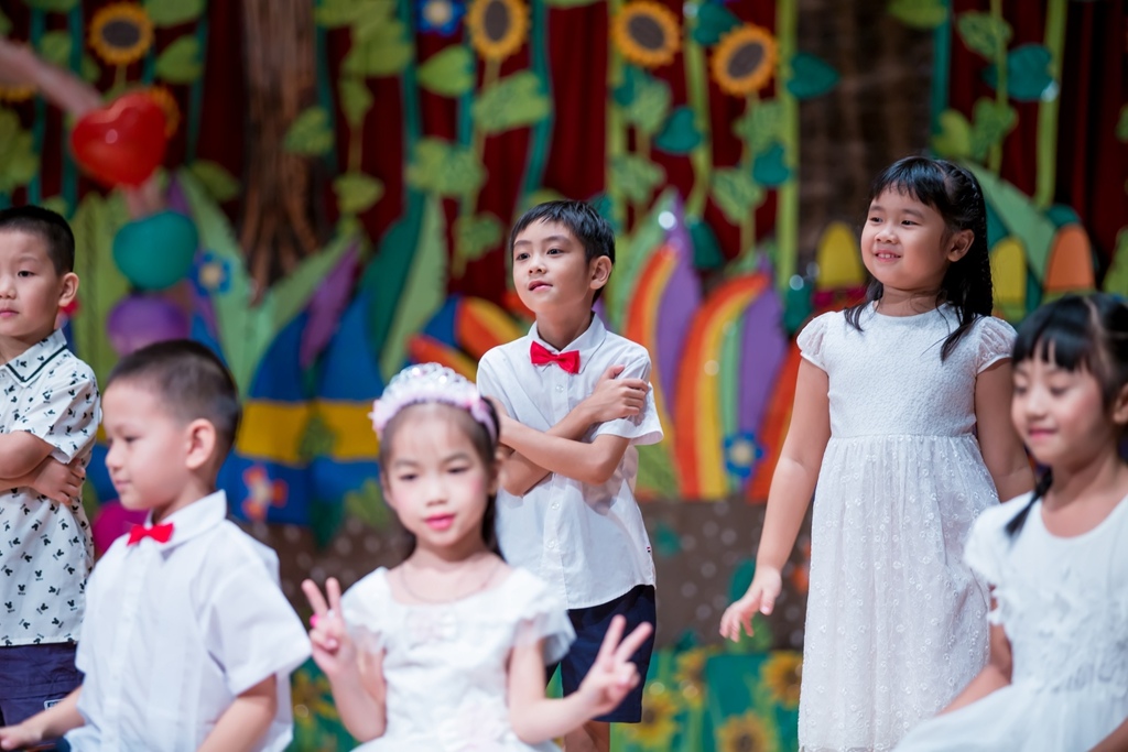 畢業拍照,畢業錄影,尹林兒童,阿斌師,兒童攝影,兒童寫真,台南兒童攝影,台南兒童寫真,高雄兒童寫真,南部兒童攝影,高雄兒童攝影, 屏東兒童攝影,屏東兒童寫真,拍寶寶,滿月拍,抓周,拍小孩,寶寶童話,全家福,到府拍攝,大同幼兒園,戶外,親子寫真,高CP值