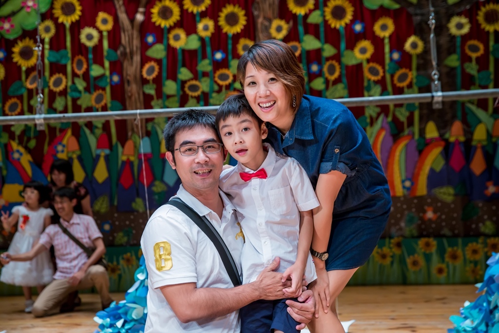 畢業拍照,畢業錄影,尹林兒童,阿斌師,兒童攝影,兒童寫真,台南兒童攝影,台南兒童寫真,高雄兒童寫真,南部兒童攝影,高雄兒童攝影, 屏東兒童攝影,屏東兒童寫真,拍寶寶,滿月拍,抓周,拍小孩,寶寶童話,全家福,到府拍攝,大同幼兒園,戶外,親子寫真,高CP值