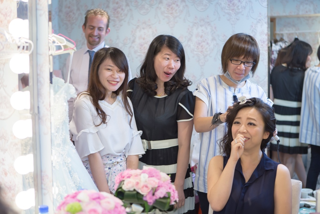 台北婚攝,台北婚禮紀錄,婚攝尹林婚禮,婚禮紀錄,婚禮錄影,北部婚攝,新北市婚攝,新北婚禮紀錄,樹林婚攝,樹林婚禮紀錄,優質婚攝,口碑婚攝,結婚,迎娶,樹林徐家堡,午宴,歸寧