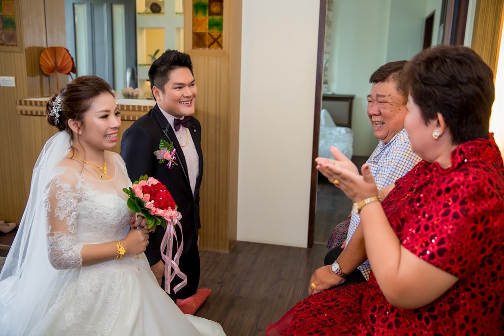 【 台中婚攝 ｜ 豐原臻愛會館 】秉豫 詩佳 婚禮紀錄 By 阿斌師 ,台中婚攝,台中婚禮紀錄,婚攝尹林婚禮,婚攝阿斌師,婚禮紀錄,婚禮錄影,中部婚攝,南投婚攝,南投婚禮紀錄,優質婚攝,口碑婚攝,結婚,迎娶,豐原臻愛會館,午宴,