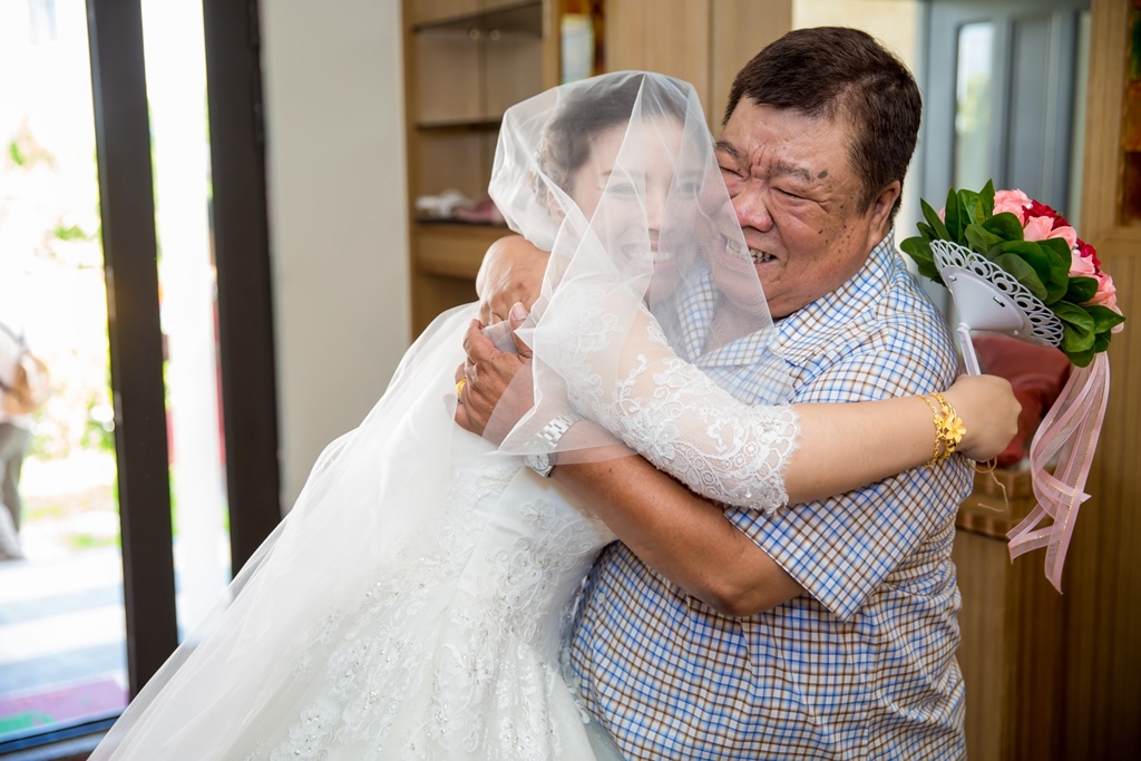 【 台中婚攝 ｜ 豐原臻愛會館 】秉豫 詩佳 婚禮紀錄 By 阿斌師 ,台中婚攝,台中婚禮紀錄,婚攝尹林婚禮,婚攝阿斌師,婚禮紀錄,婚禮錄影,中部婚攝,南投婚攝,南投婚禮紀錄,優質婚攝,口碑婚攝,結婚,迎娶,豐原臻愛會館,午宴,