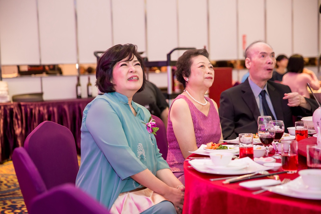 【 台中婚攝 ｜ 豐原臻愛會館 】秉豫 詩佳 婚禮紀錄 By 阿斌師 ,台中婚攝,台中婚禮紀錄,婚攝尹林婚禮,婚攝阿斌師,婚禮紀錄,婚禮錄影,中部婚攝,南投婚攝,南投婚禮紀錄,優質婚攝,口碑婚攝,結婚,迎娶,豐原臻愛會館,午宴,