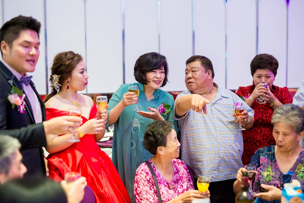 【 台中婚攝 ｜ 豐原臻愛會館 】秉豫 詩佳 婚禮紀錄 By 阿斌師 ,台中婚攝,台中婚禮紀錄,婚攝尹林婚禮,婚攝阿斌師,婚禮紀錄,婚禮錄影,中部婚攝,南投婚攝,南投婚禮紀錄,優質婚攝,口碑婚攝,結婚,迎娶,豐原臻愛會館,午宴,