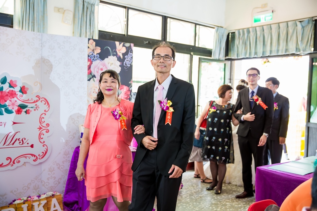 【 台南婚攝 ｜ 柳營活動中心 】啟豪 鈺嘉 婚禮紀錄 By 阿斌師 ,台南婚攝,台南婚禮紀錄,婚攝尹林婚禮,婚攝阿斌師,婚禮紀錄,婚禮錄影,南部婚攝,優質婚攝,口碑婚攝,結婚,迎娶,柳營活動中心,午宴,高CP值婚攝